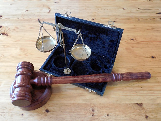 lawyer-attorney-law-judge-640x480-37383464.jpeg