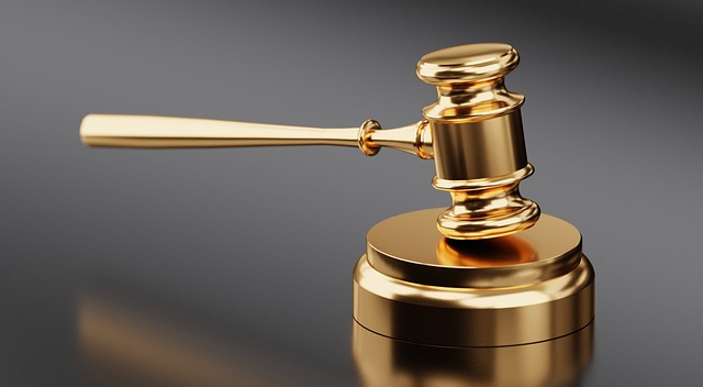 lawyer-attorney-law-judge-640x480-64297725.jpeg