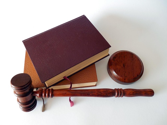 lawyer-attorney-law-judge-640x480-75193739.jpeg